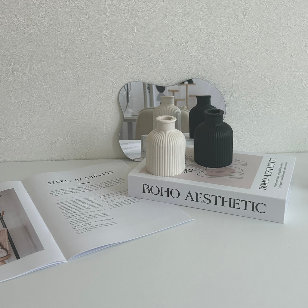 Riv vase /BLACK JESMONITE